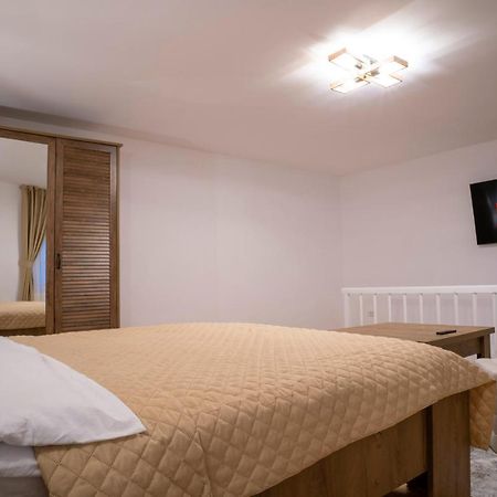 Coban Residence - A4 - Rustic Apartment Braşov Dış mekan fotoğraf