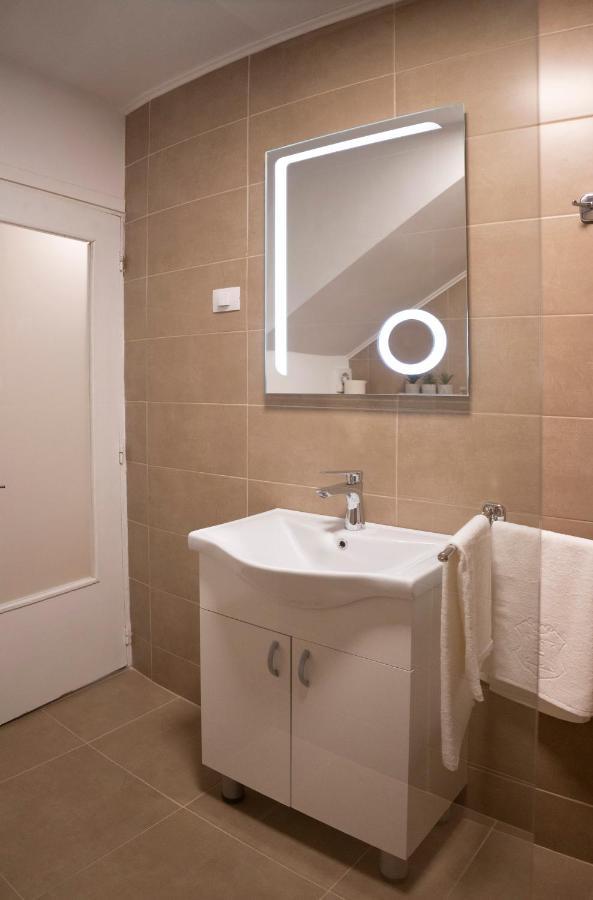 Coban Residence - A4 - Rustic Apartment Braşov Dış mekan fotoğraf